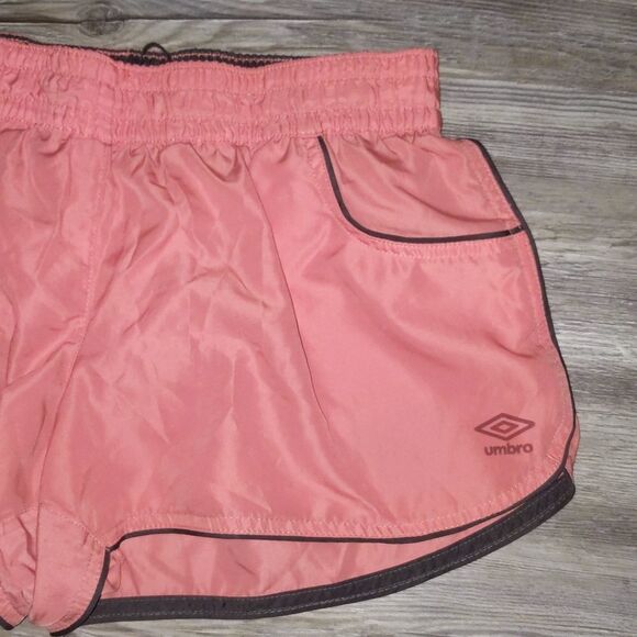 Umbro  light orange lined  running athletic shorts  Sz XL - Picture 2 of 5
